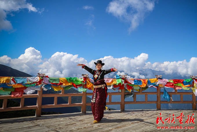 大美中国|木里,美成了人间仙境 美丽中国 第5张-华体网体育官方网站正规渠道 else if (myweekday